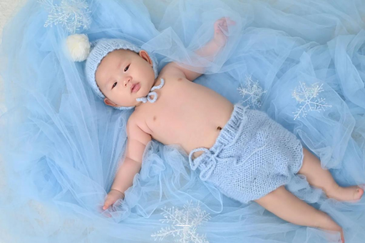 黔西三岁宝宝肚子大